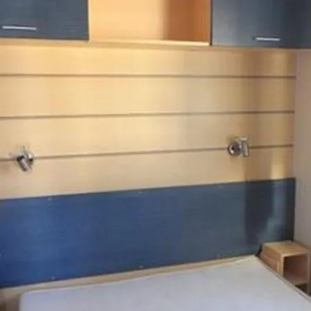 Mobil Avec Terrasse A - 6 Personnes - Api-1-52-510 Kemp Mialet (Gard)